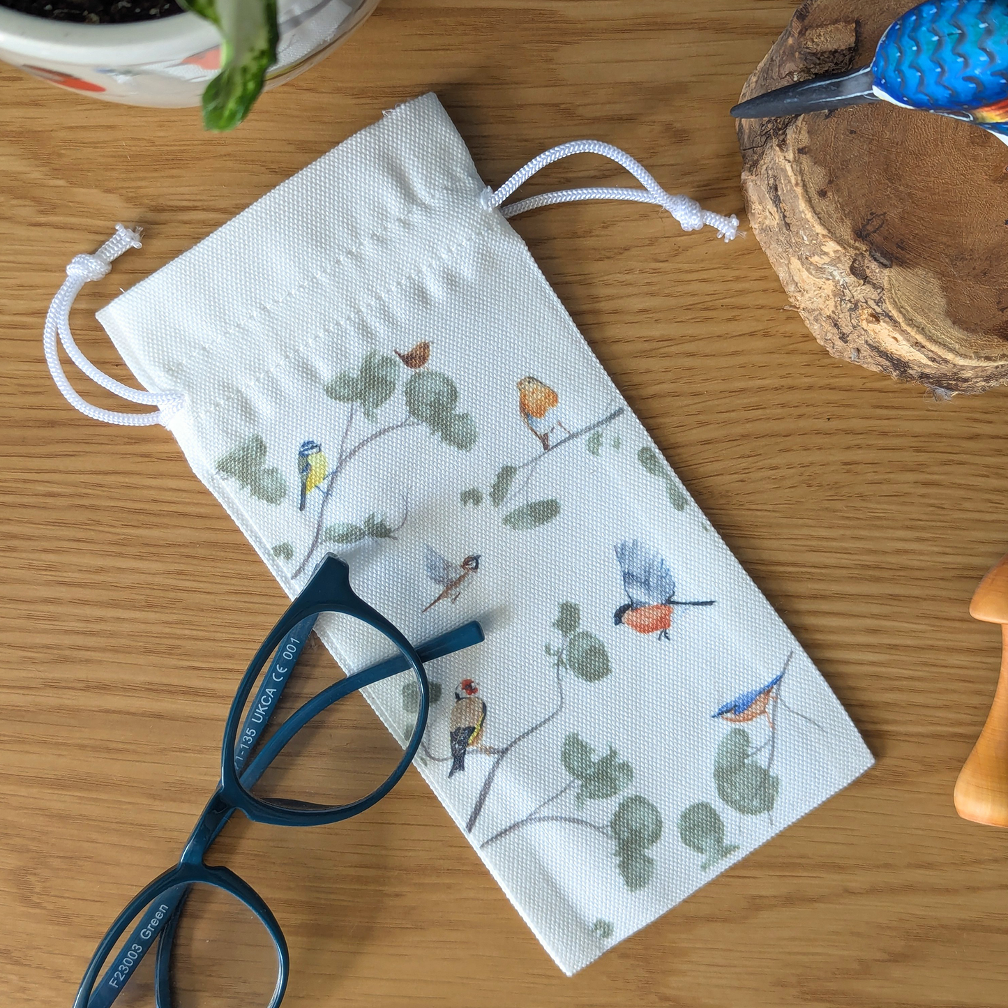 Garden Bird Glasses Case